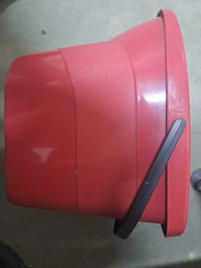 [MJ] GALEATA MOP CU ROTI 13L