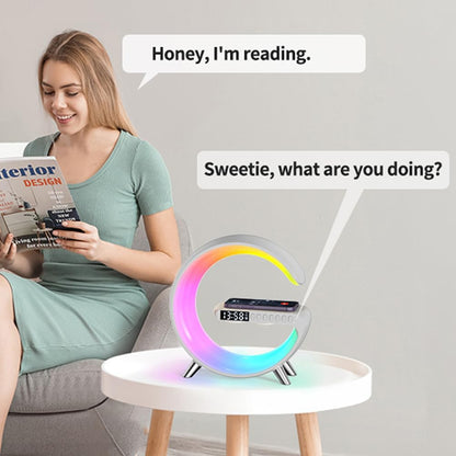 Incarcator Rapid Wireless 15W 4in1 SeveShop cu Ceas, Speaker, Lampa Smart LED RGB, Alarma Ceas cu Lumina de Trezire, Control Inteligent prin Aplicatie, Design Elegant si Compact, Compatibil Universal pentru iPhone, Samsung, Huawei, Alb Arctic